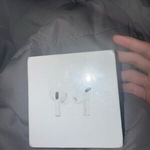 Apple AirPods Pro with Wireless Charging Case